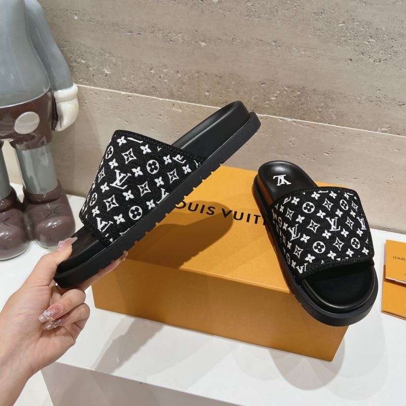 Louis Vuitton Slippers